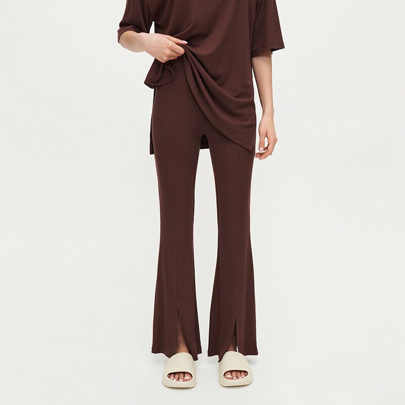 House - pantaloni clopot din tricot - maro