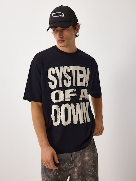 Czarna koszulka z nadrukiem System of a Down