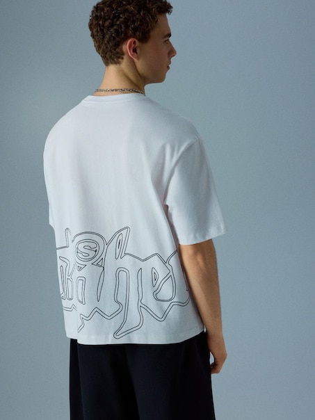 Футболка з написом