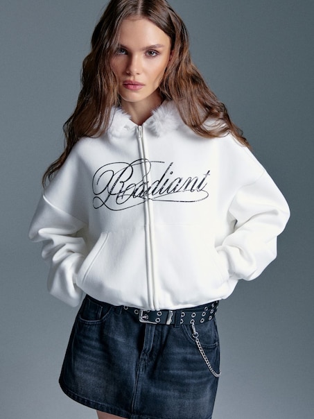 Cipzáras kapucnis felső