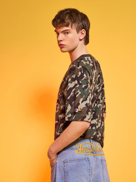 Niebieskie szorty jeansowe za kolano Von Dutch
