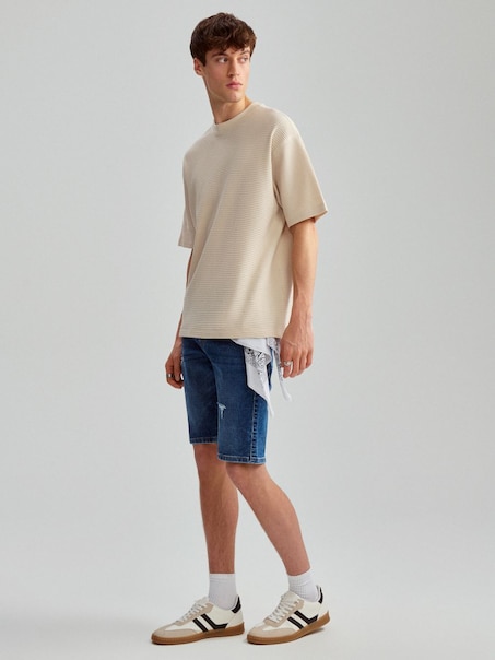 Denim-Shorts mit elastischem Bund