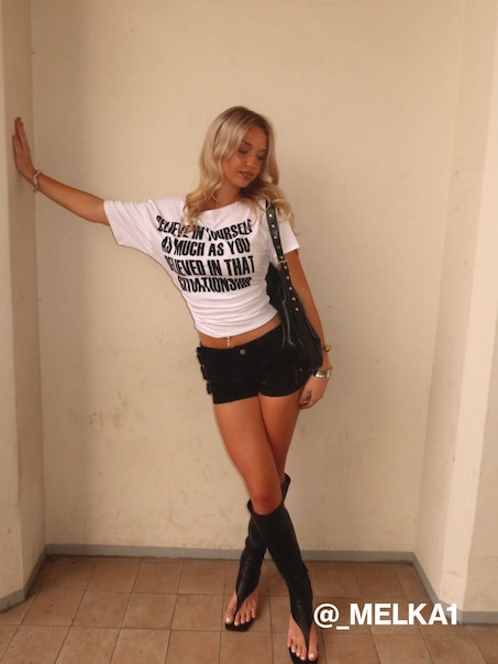 Czarne mikroszorty jeansowe z paskami House x Klaudia Sadownik