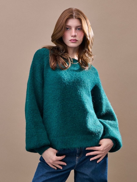 Kerek nyakú pulóver