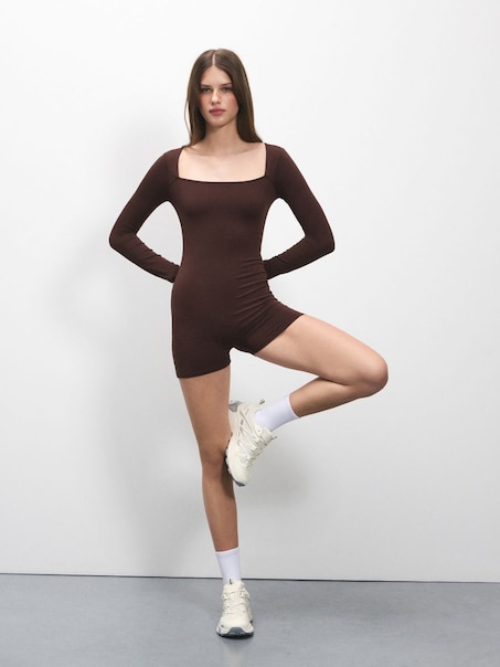 Комбінезон із довгим рукавом