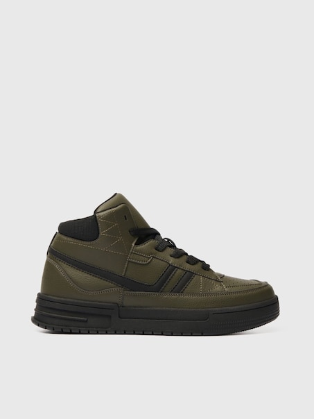 Vysoké členkové tenisky