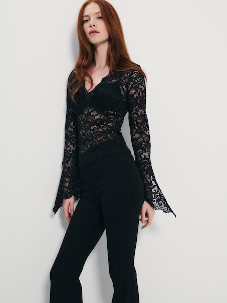 Мереживна блузка