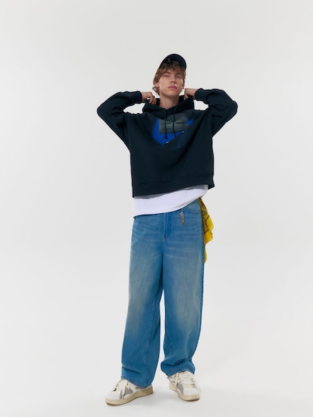 Sudadera con capucha e impresión Billie Eilish Hit Me Hard and Soft