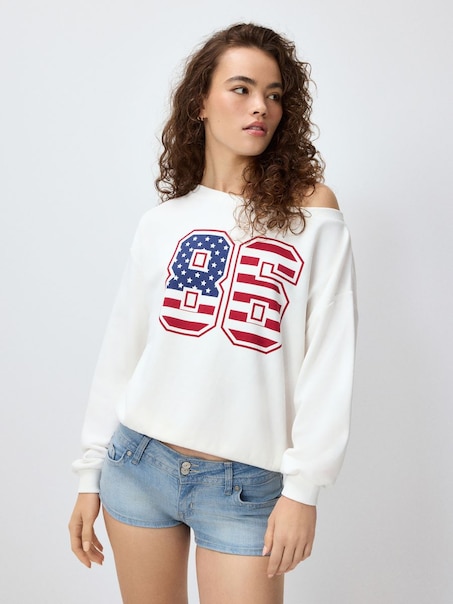 Biała bluza z nadrukiem 86