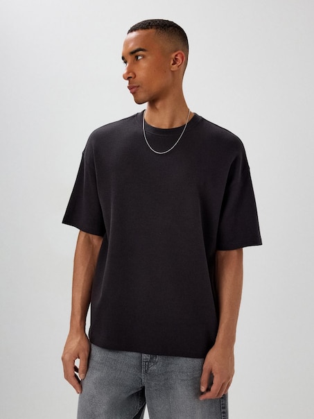 Футболка з круглою горловиною