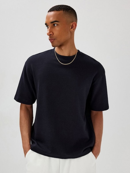 Футболка з круглою горловиною