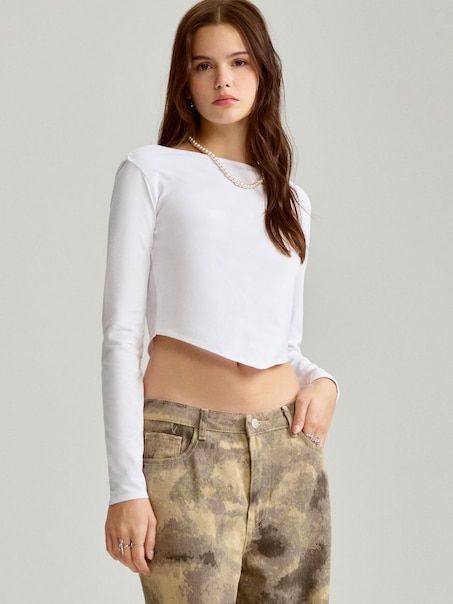 Krótka bluzka z długim rękawem biała