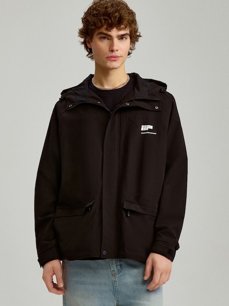 Μεταβατικό μπουφάν