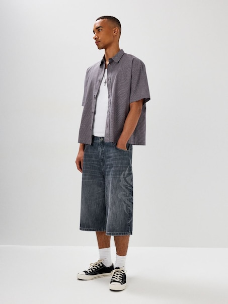 Szara koszula w kratkę z krótkim rękawem