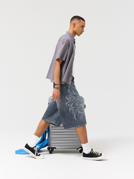 Szara koszula w kratkę z krótkim rękawem