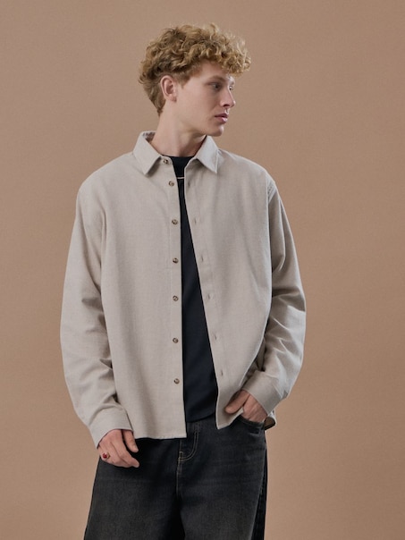 Beżowa koszula flanelowa z długim rękawem