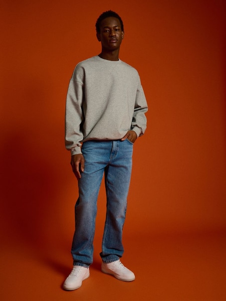 Straight-lõikega teksapüksid