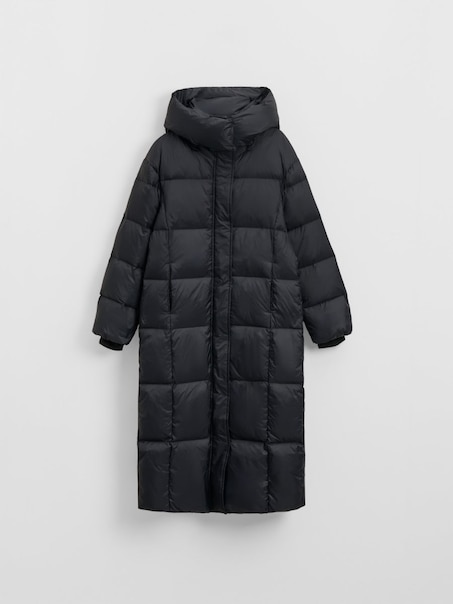 Стьобане пальто з натуральним пухом