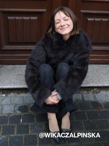 Brązowa kurtka ze sztucznego futerka