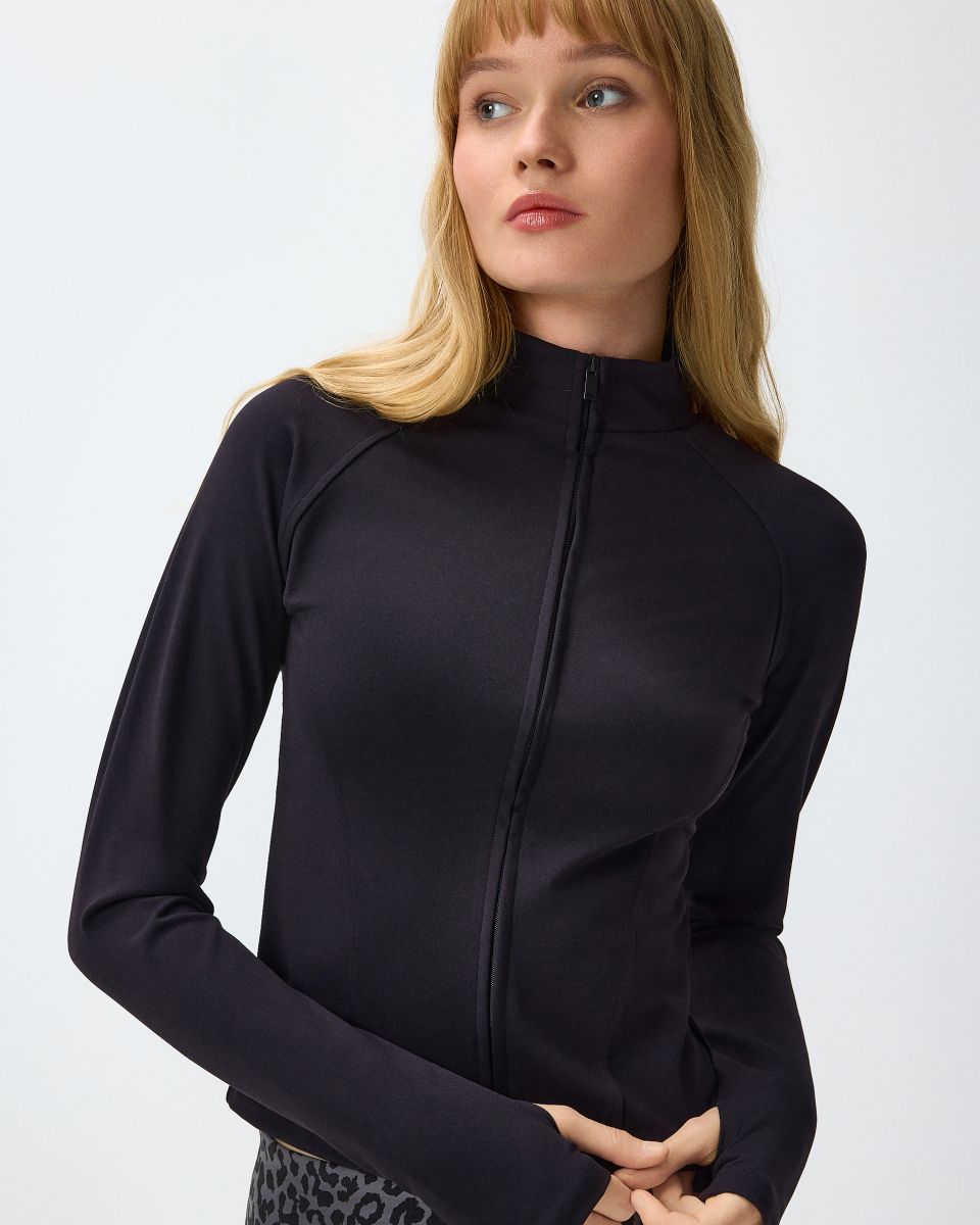 Czarna bluza rozpinana slim fit z reglanowym rękawem - czarny - HOUSE