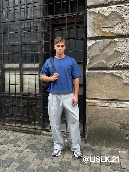 Szare spodnie dresowe super baggy