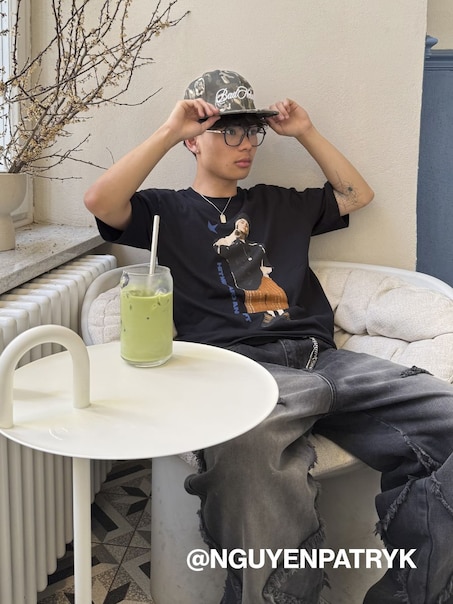 Marškinėliai su atspaudu Hit Me Hard and Soft