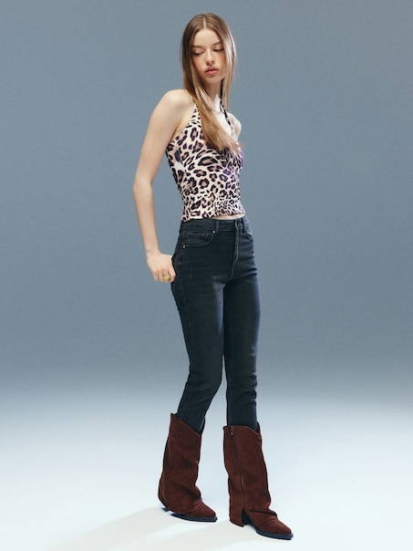 Czarne jeansy skinny fit z wysokim stanem