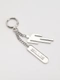 Metalowy brelok Billie Eilish - wielobarwny - HOUSE - small1