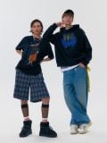 Majica kratkih rukava s printom Hit Me Hard and Soft - crno - HOUSE - small1