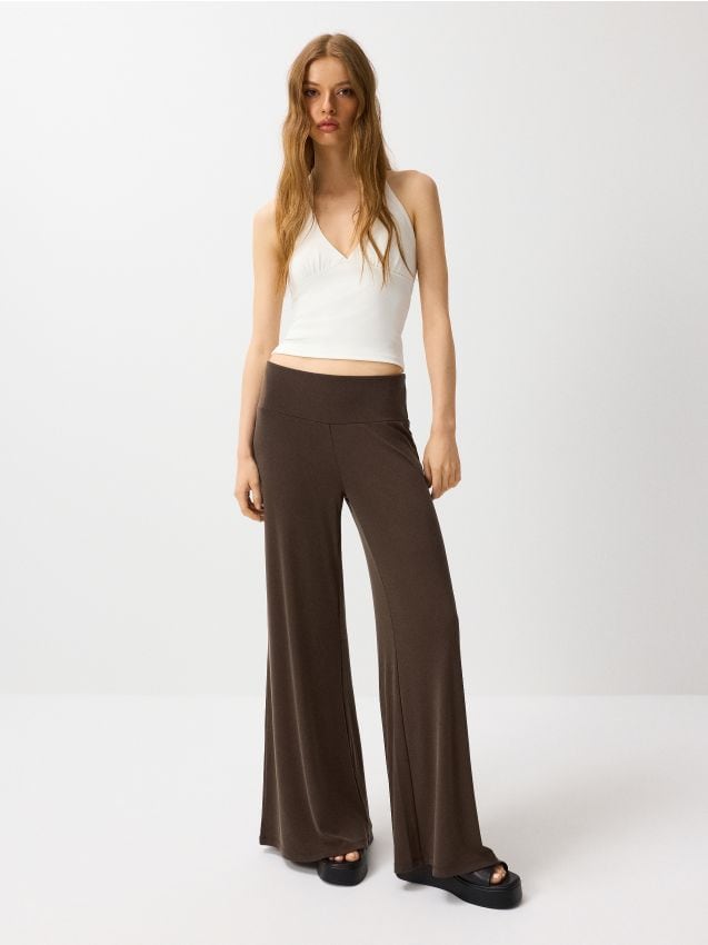 Brązowe spodnie wide leg