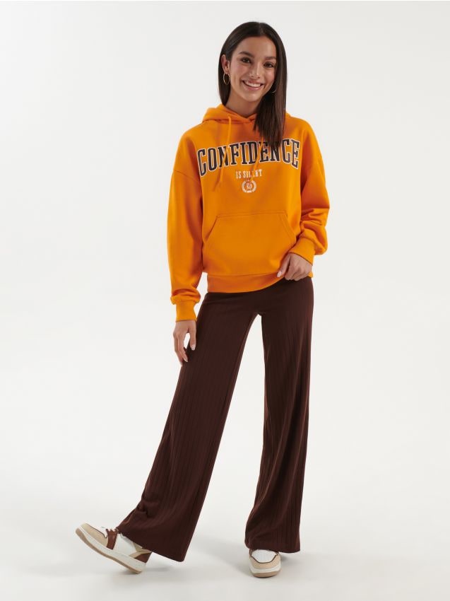 Manon | Oversize bluza z kapturem z nadrukiem w stylu college
