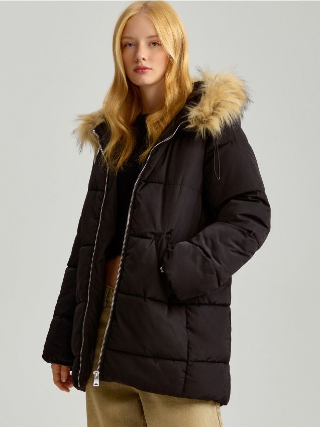 Καπιτονέ παλτό με κουκούλα