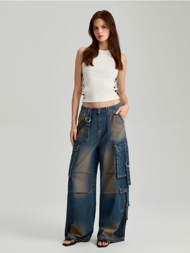Τζιν wide leg με τσέπες cargo