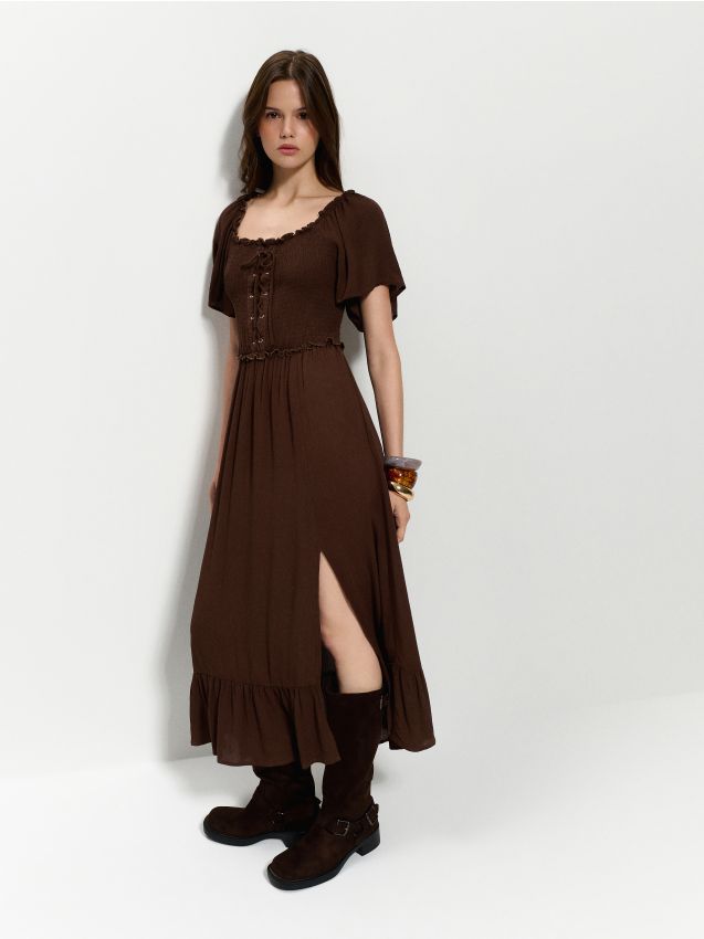 マキ Wiskozowa sukienka midi z motylkowymi rękawami czekoladowa